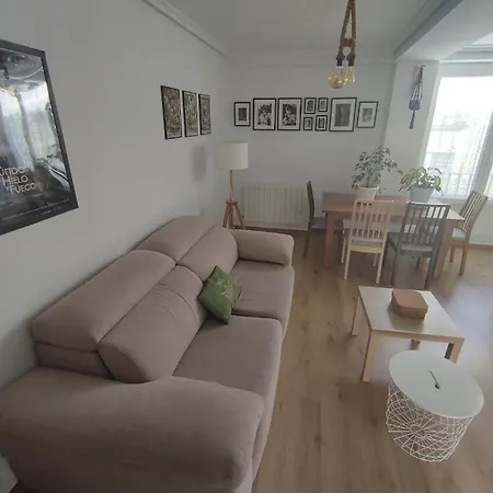 Castanos De Apartamento Burgo